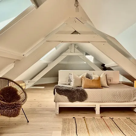 Maison *